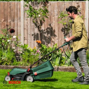 BOSCH UniversalRotak 34-405 Kосилка за трева