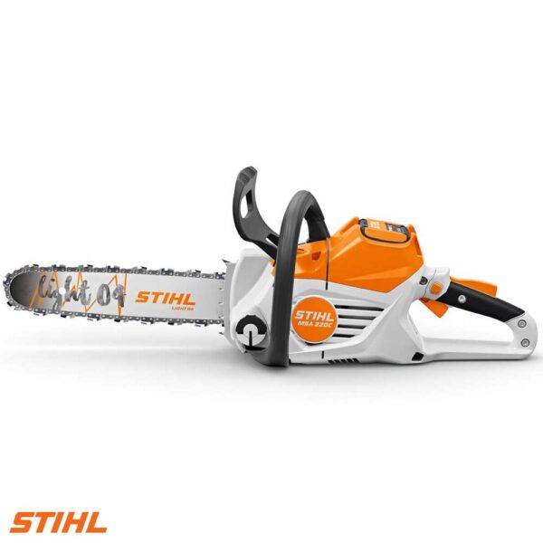 STIHL MSA 220 C-B батериска пила за дрво без батерија и полнач