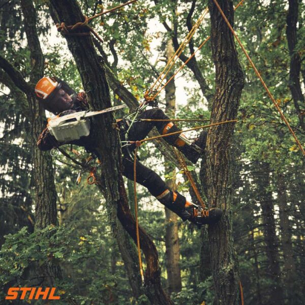 STIHL MSA 190 T батериска пила за дрво без батерија и полнач